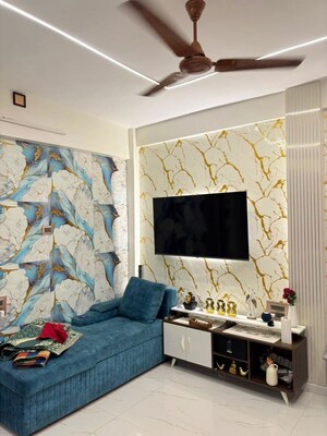Team Area in 1 BHK Apartment at Juhu Park, Juhu – for Rent
