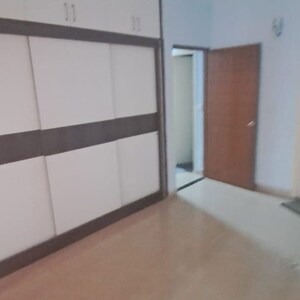 Room in 2 BHK Builder Floor at Thanisandra – for Rent