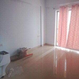 Room in 2 BHK Builder Floor at Thanisandra – for Rent