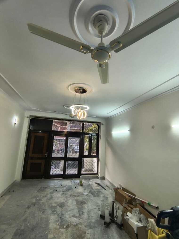 Living Room, chittaranjan park 2 Bedroom 1500 Sq.Ft. Apartment In Chittaranjan Park Delhi 10352675