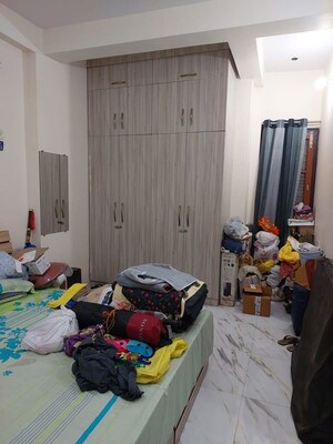Parking in 4 BHK Apartment at Parsvnath Planet, Gomti Nagar – for Rent