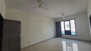Room in 2 BHK Builder Floor at Sector 47 – for Rent