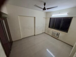 Room in 2 BHK Apartment at Runwal Garden City, Balkum Pada – for Rent