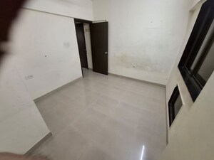 Room in 2 BHK Apartment at Runwal Garden City, Balkum Pada – for Rent