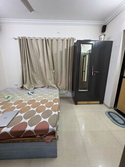 1.5 BHK Apartment For Rent in Luv Kush Tower