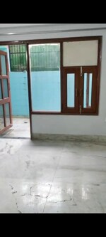 1 Rk  400 Sq.Ft. Builder Floor in Sector Swarn Nagri