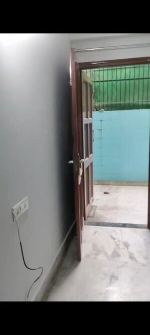 Balcony in 1 RK Builder Floor at Sector Swarn Nagri – for Rent