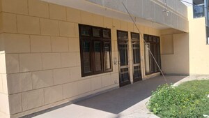 3 BHK Independent House For Rent in Sector 14