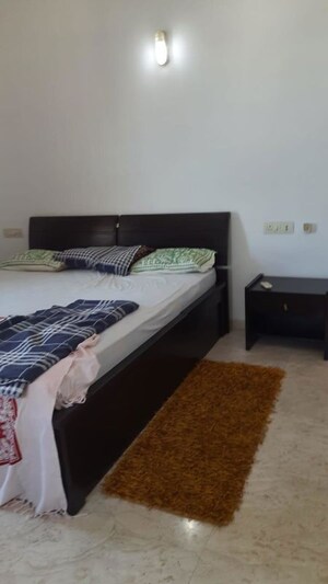 Bedroom in 4 BHK Apartment at Hiranandani Gardens Glen Ridge, Powai – for Rent