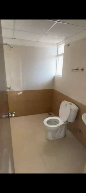 Bathroom in 3.5 BHK Apartment at Windsor Paradise 2, Raj Nagar Extension – for Rent