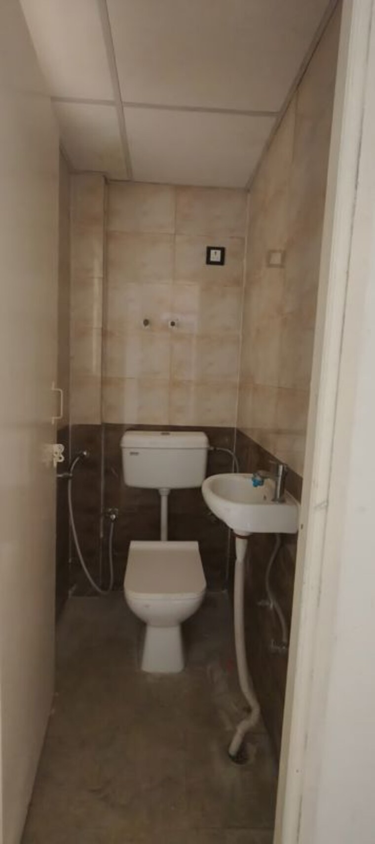 Bathroom, signature-global-proxima 2 Bedroom 630 Sq.Ft. Apartment In Sector 89 Gurgaon 10352790