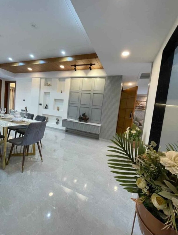 Kitchen, dlf-cyber-city 5 Bedroom 3200 Sq.Ft. Apartment In Sector 24 Gurgaon 10352805