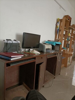 Team Area in 3 BHK Apartment at Lakhan Sona, Bailey Road – for Sale