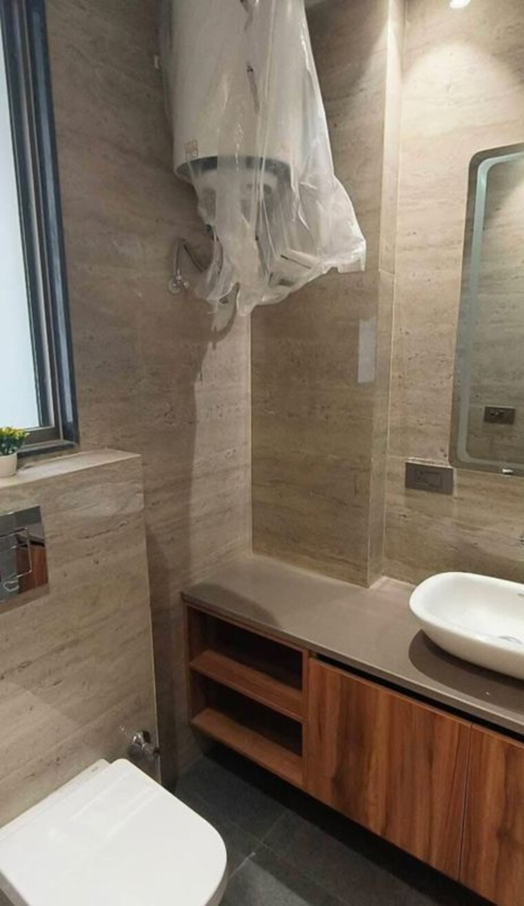 Bathroom, dlf-cyber-greens 1 RK 552 Sq.Ft. Apartment In Sector 24 Gurgaon 10352833