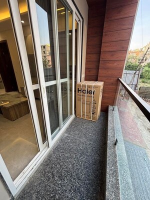 Balcony in 1 RK Apartment at DLF Cyber Greens, Sector 24 – for Rent