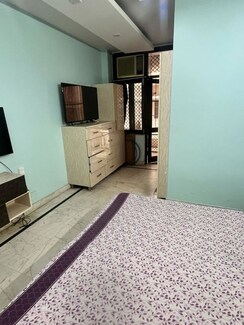 3 BHK + Store Room Builder Floor For Rent in East Of Kailash