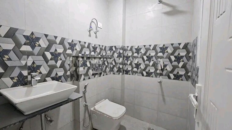 Bathroom, chattarpur 1 Bedroom 500 Sq.Ft. Builder Floor In Chattarpur Delhi 10352910