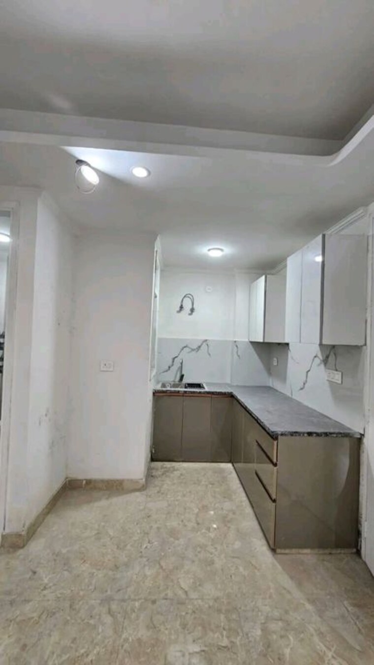 Kitchen, chattarpur 1 Bedroom 500 Sq.Ft. Builder Floor In Chattarpur Delhi 10352910
