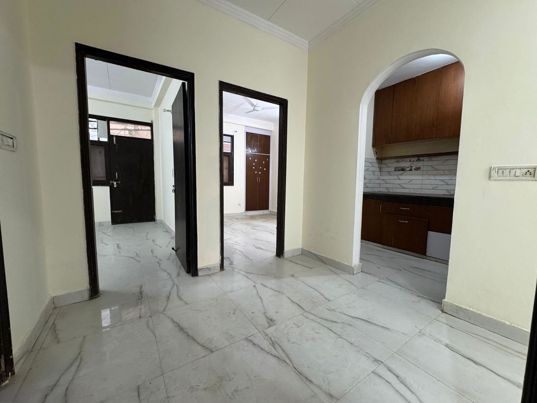 3 BHK + Servant Room,Extra Room Apartment For Rent in Chattarpur