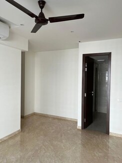 3 BHK + Pooja Room,Servant Room Apartment For Rent in K Raheja Vistas