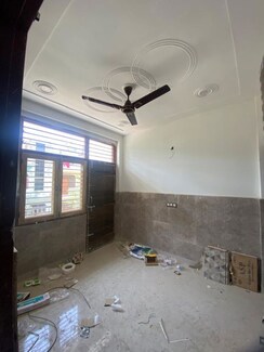 1 BHK Independent House For Rent in Beta II Greater Noida