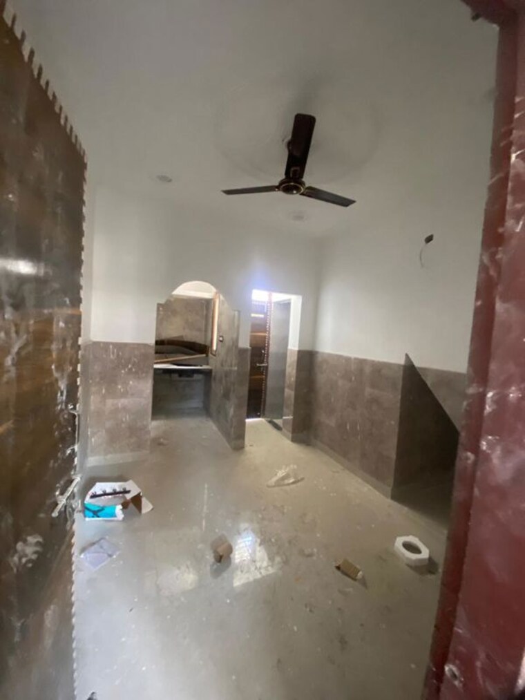 Bathroom, beta ii greater noida 1 Bedroom 40 Sq.Mt. Independent House In Beta Ii Greater Noida Greater Noida 10352941