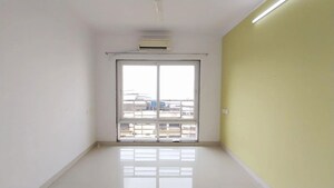 Room in 3 BHK Apartment at Nahar Amrit Shakti, Chandivali – for Rent
