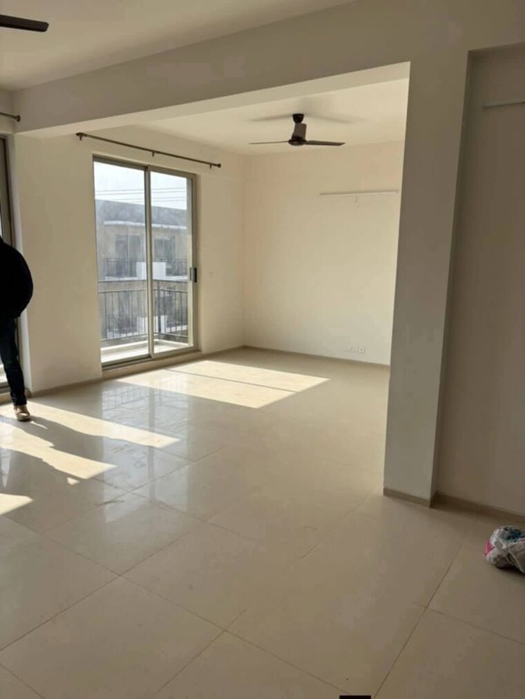 Room, dlf-cyber-park 1 Bedroom 885 Sq.Ft. Apartment In Sector 20 Gurgaon 10353020