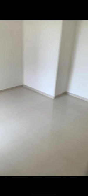 Room in 2 BHK Apartment at Runwal Eirene, Balkum Pada – for Sale
