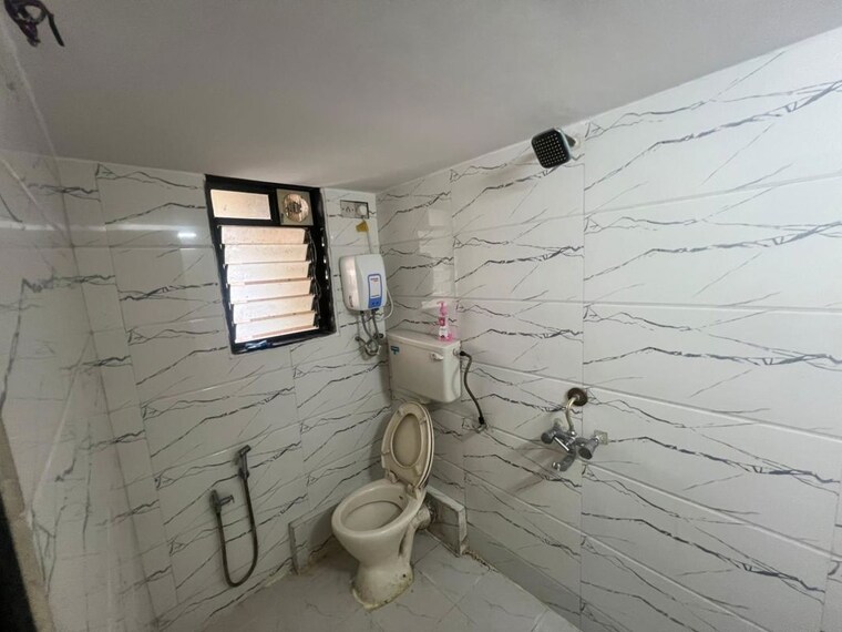 Bathroom, planet-powai-chs 2 Bedroom 1000 Sq.Ft. Apartment In Powai Mumbai 10353019