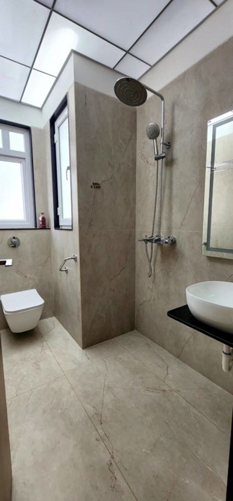 Bathroom, amanora park town 3 Bedroom 1120 Sq.Ft. Apartment In Amanora Park Town Pune 10353003