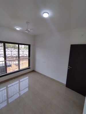 Room in 2 BHK Apartment at Mahindra Alcove, Chandivali – for Rent