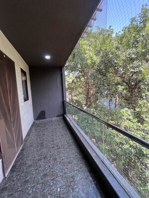 Balcony in 1 BHK Builder Floor at Sushant Lok I – for Rent