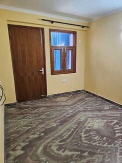 2 BHK Builder Floor For Rent in Delta I Greater Noida