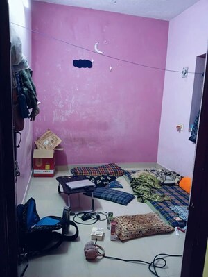 Bedroom in 2 BHK Apartment at Beleghata – for Rent