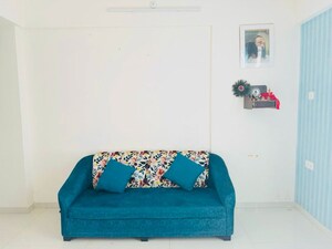 Bedroom in 2 BHK Apartment at Kamgar Putala Vasahat – for Rent