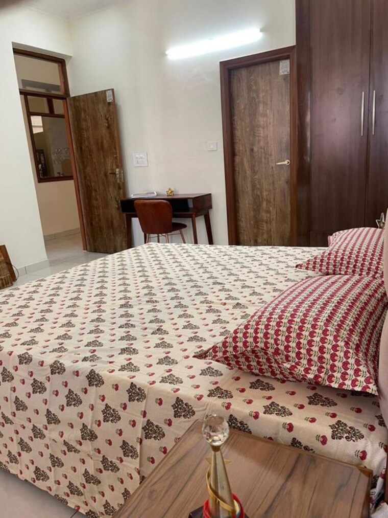 Bedroom, sector 4 1 RK 600 Sq.Ft. Apartment In Sector 4 Panchkula 10254255