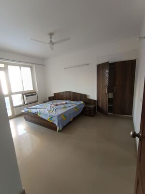 Bedroom in 3 BHK Apartment at Emerald Green, Sector 52 – for Rent
