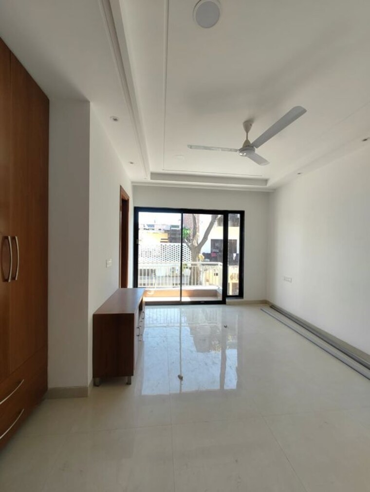 Room, sector 32 3 Bedroom 2250 Sq.Ft. Builder Floor In Sector 32 Chandigarh 10273748