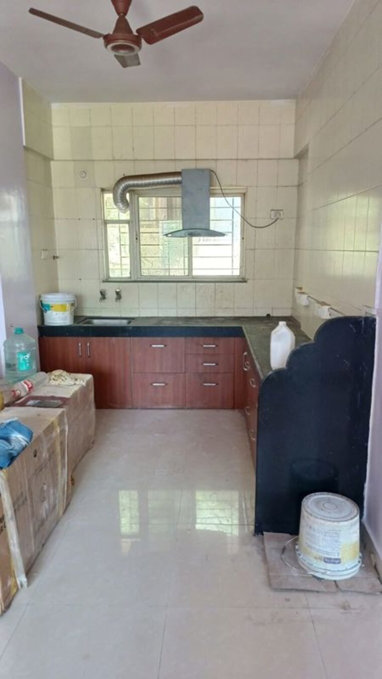 Kitchen, kamgar putala vasahat 3 Bedroom 1200 Sq.Ft. Apartment In Kamgar Putala Vasahat Pune 10353108