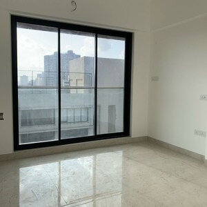 Room in 3 BHK Apartment at Dattani Nagar CHS, Poisar – for Rent