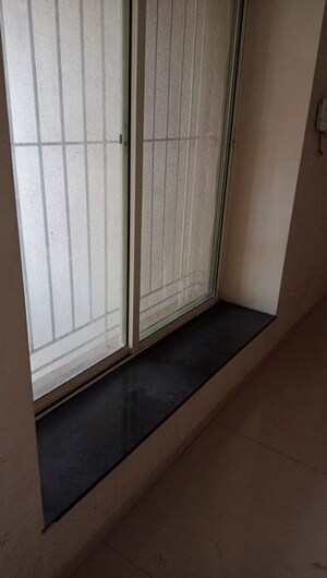 Room in 3 BHK Apartment at Patil Nagar – for Rent