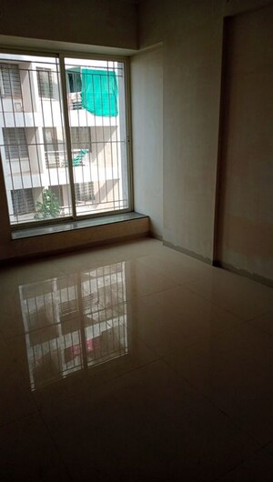 Room in 3 BHK Apartment at Patil Nagar – for Rent