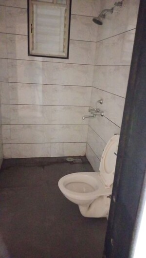 Bathroom in 3 BHK Apartment at Patil Nagar – for Rent