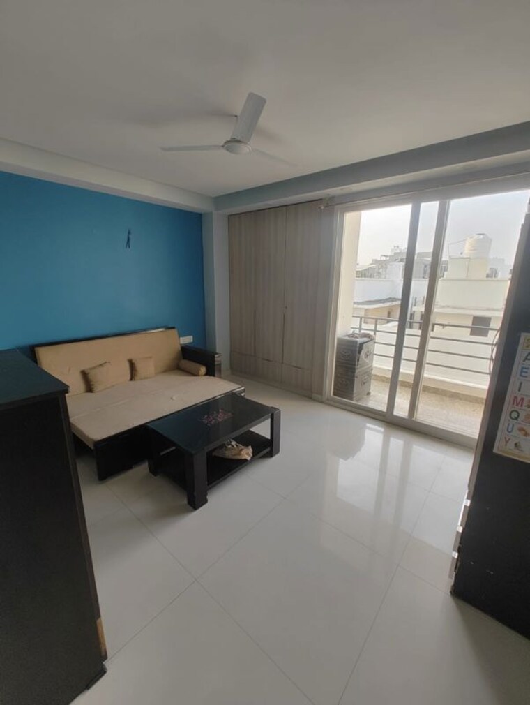 Team Area, sector 57 3 Bedroom 2000 Sq.Ft. Builder Floor In Sector 57 Gurgaon 10353113
