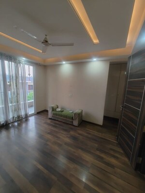 3 BHK Builder Floor For Rent in Sector 57