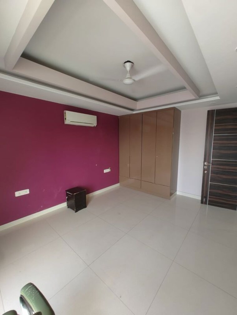 Room, sector 57 3 Bedroom 2000 Sq.Ft. Builder Floor In Sector 57 Gurgaon 10353113
