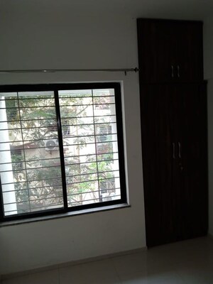 Room in 1.5 BHK Apartment at Shreyas Palladium Exotica Phase III, Dhanori – for Rent