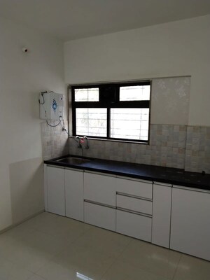Kitchen in 1.5 BHK Apartment at Shreyas Palladium Exotica Phase III, Dhanori – for Rent