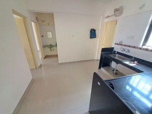 Team Area in 2 BHK Apartment at Kamgar Putala Vasahat – for Rent